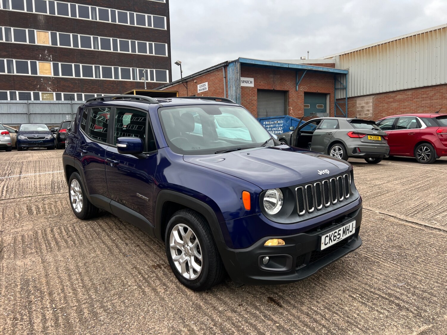 Used Jeep Renegade 2015 for sale - 76309812: Photo 6