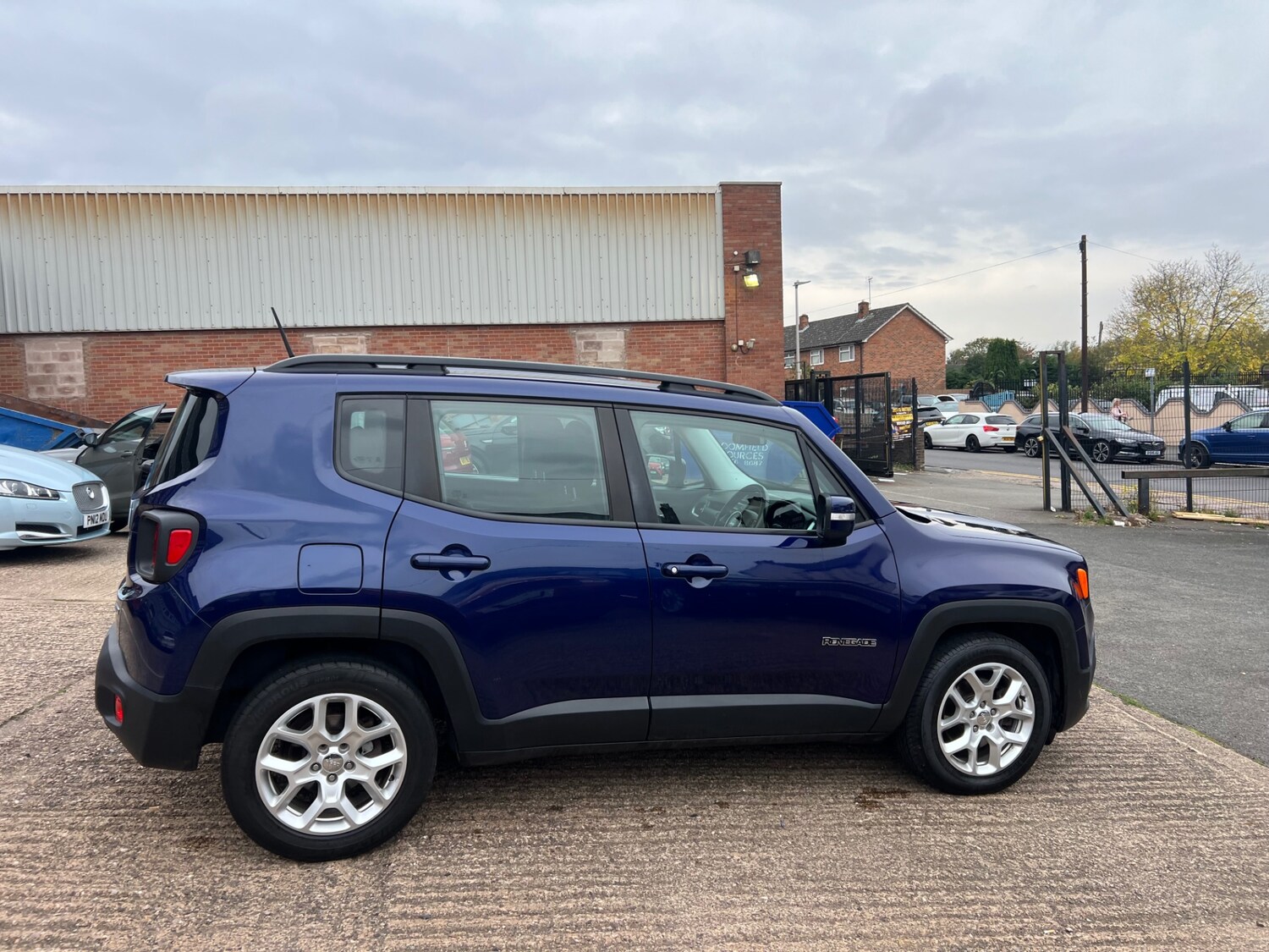 Used Jeep Renegade 2015 for sale - 76309812: Photo 7