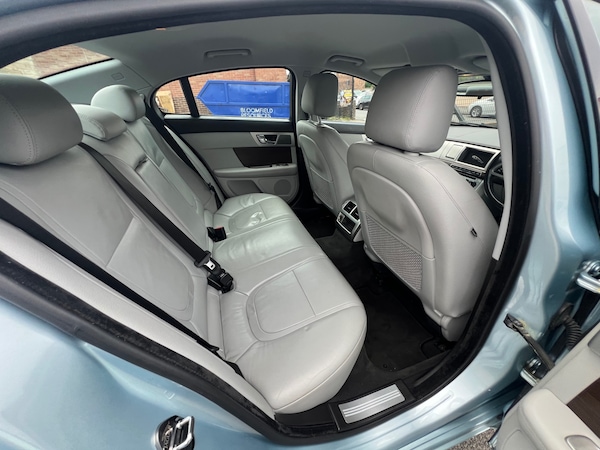 Used Jaguar XF 2012 for sale - 76149868: Photo 18