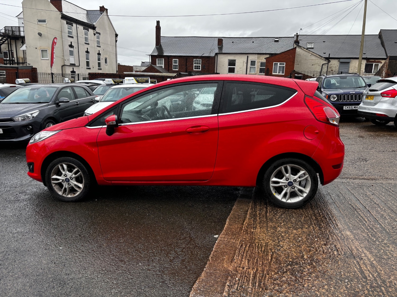 Used Ford Fiesta 2016 for sale - 77618385: Photo 7