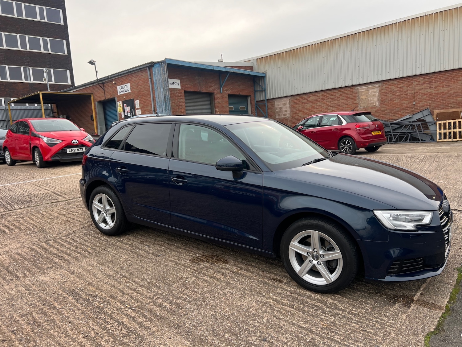 Used Audi A3 2017 for sale - 76309865: Photo 15