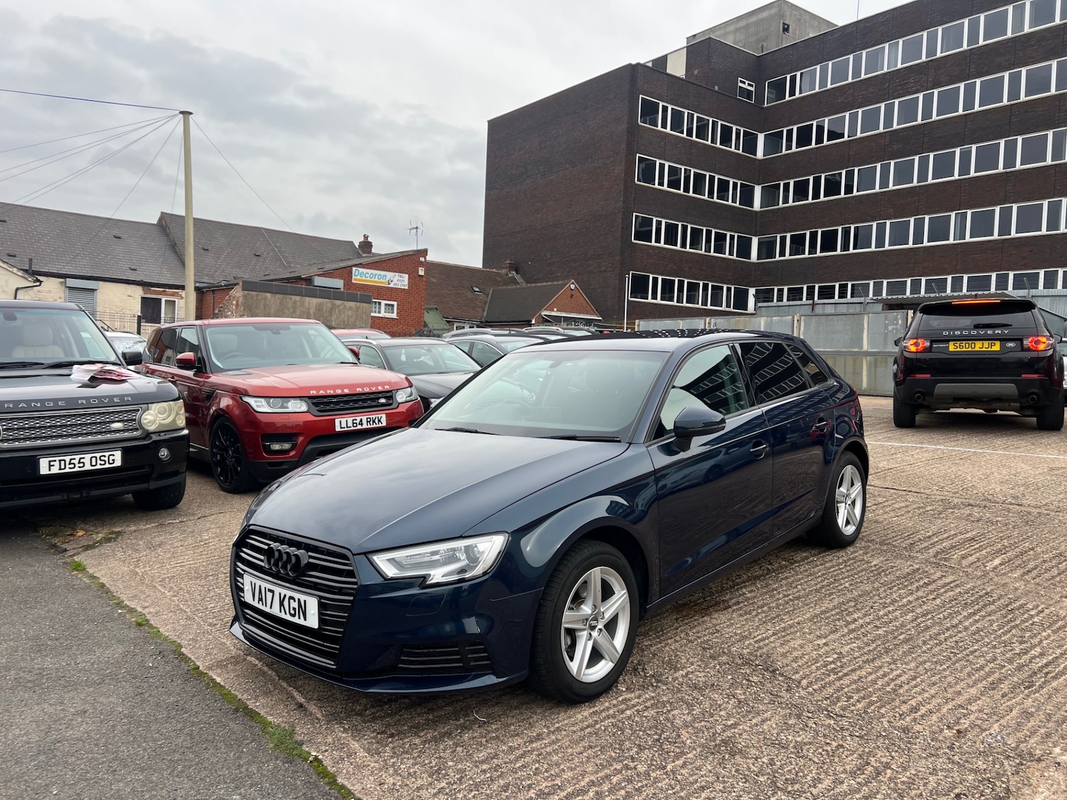 Used Audi A3 2017 for sale - 76309865: Photo 2