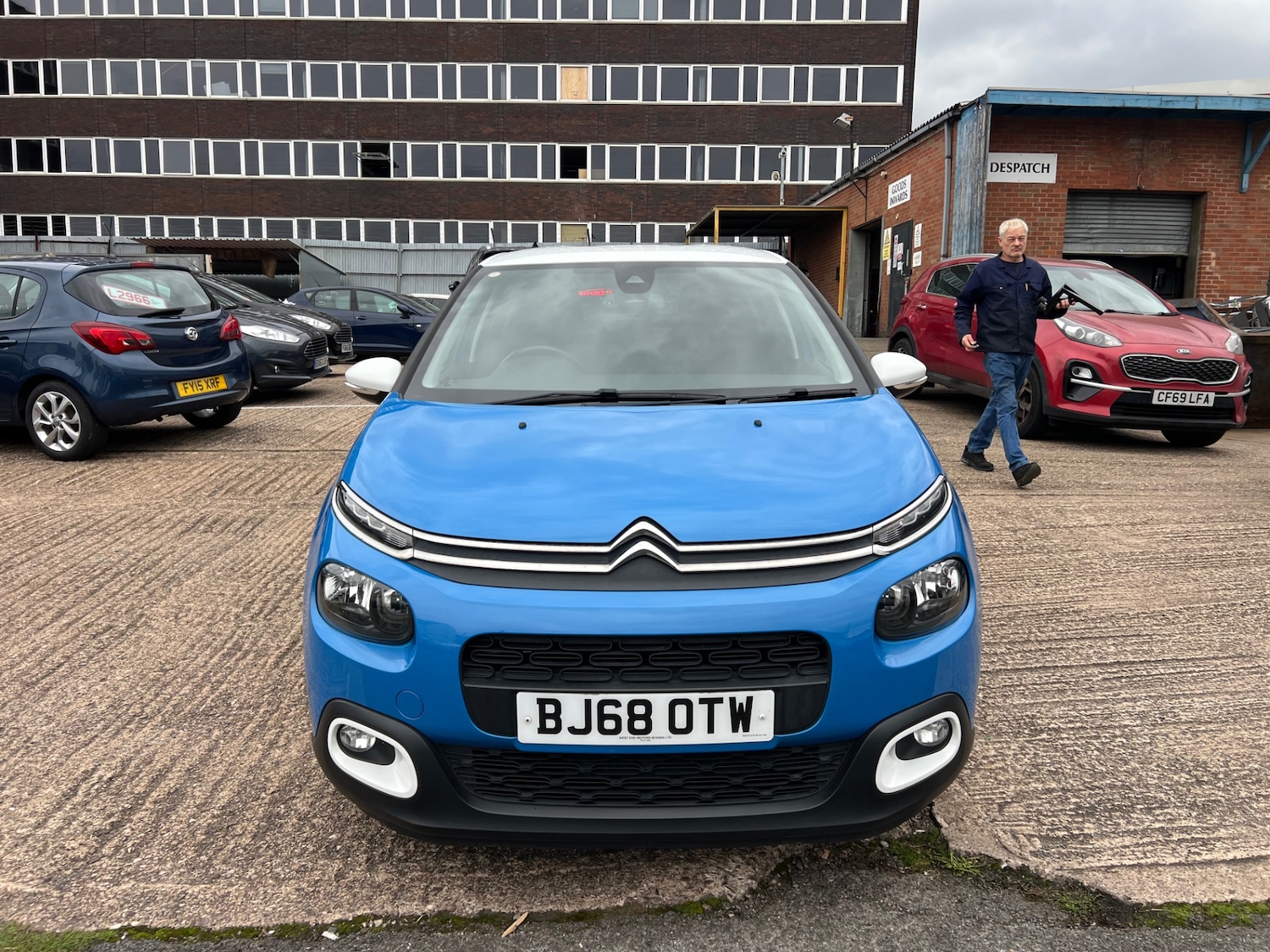 Used Citroen C3 2018 for sale - 77774607: Photo 2