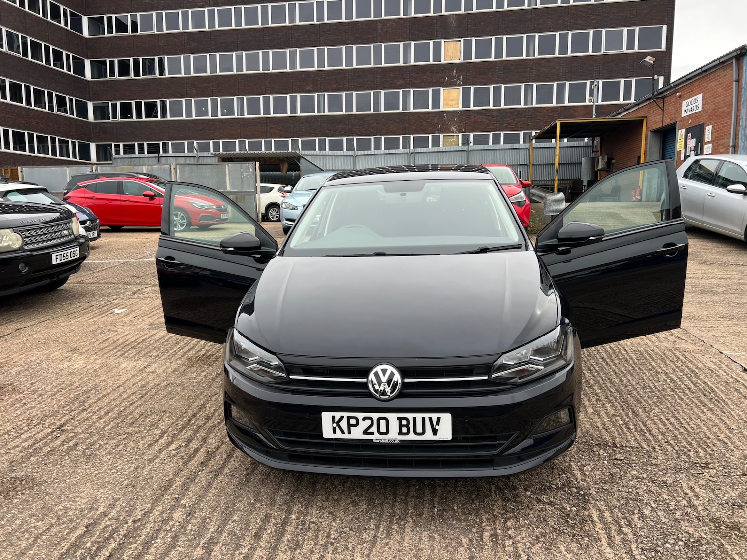 Used Volkswagen Polo 2020 for sale - 76379094: Photo 2