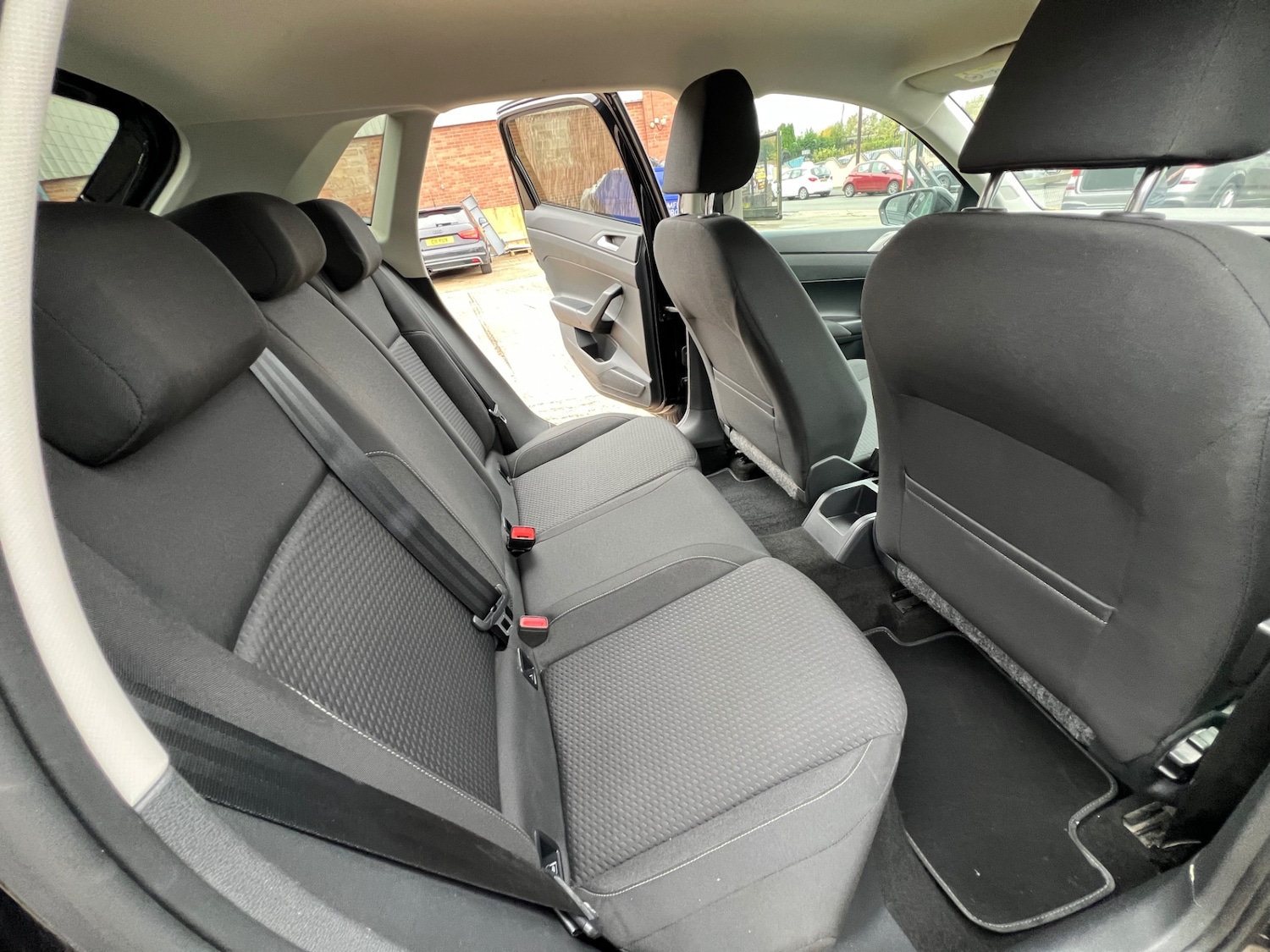 Used Volkswagen Polo 2020 for sale - 76379094: Photo 5