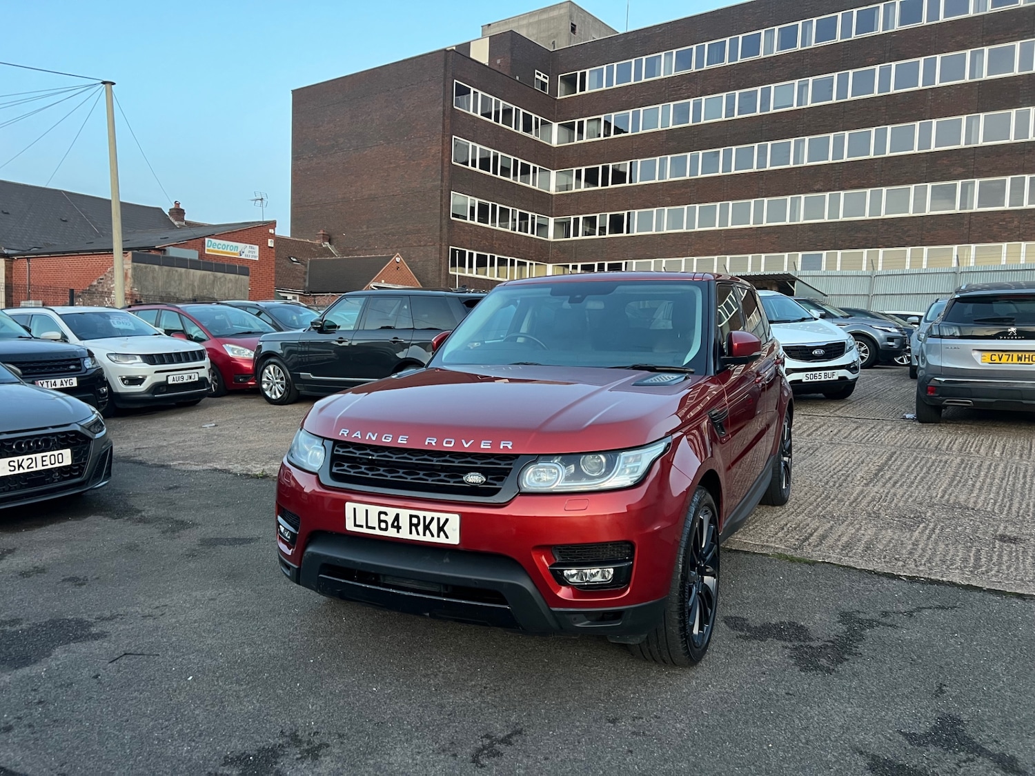 Used Land Rover Range Rover Sport 2014 for sale - 75890688: Photo 2