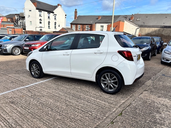 Used Toyota Yaris 2015 for sale - 76177148: Photo 18