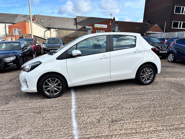 Used Toyota Yaris 2015 for sale - 76177148: Photo 5