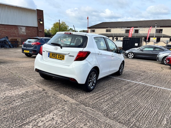 Used Toyota Yaris 2015 for sale - 76177148: Photo 6