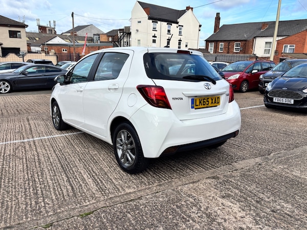 Used Toyota Yaris 2015 for sale - 76177148: Photo 8