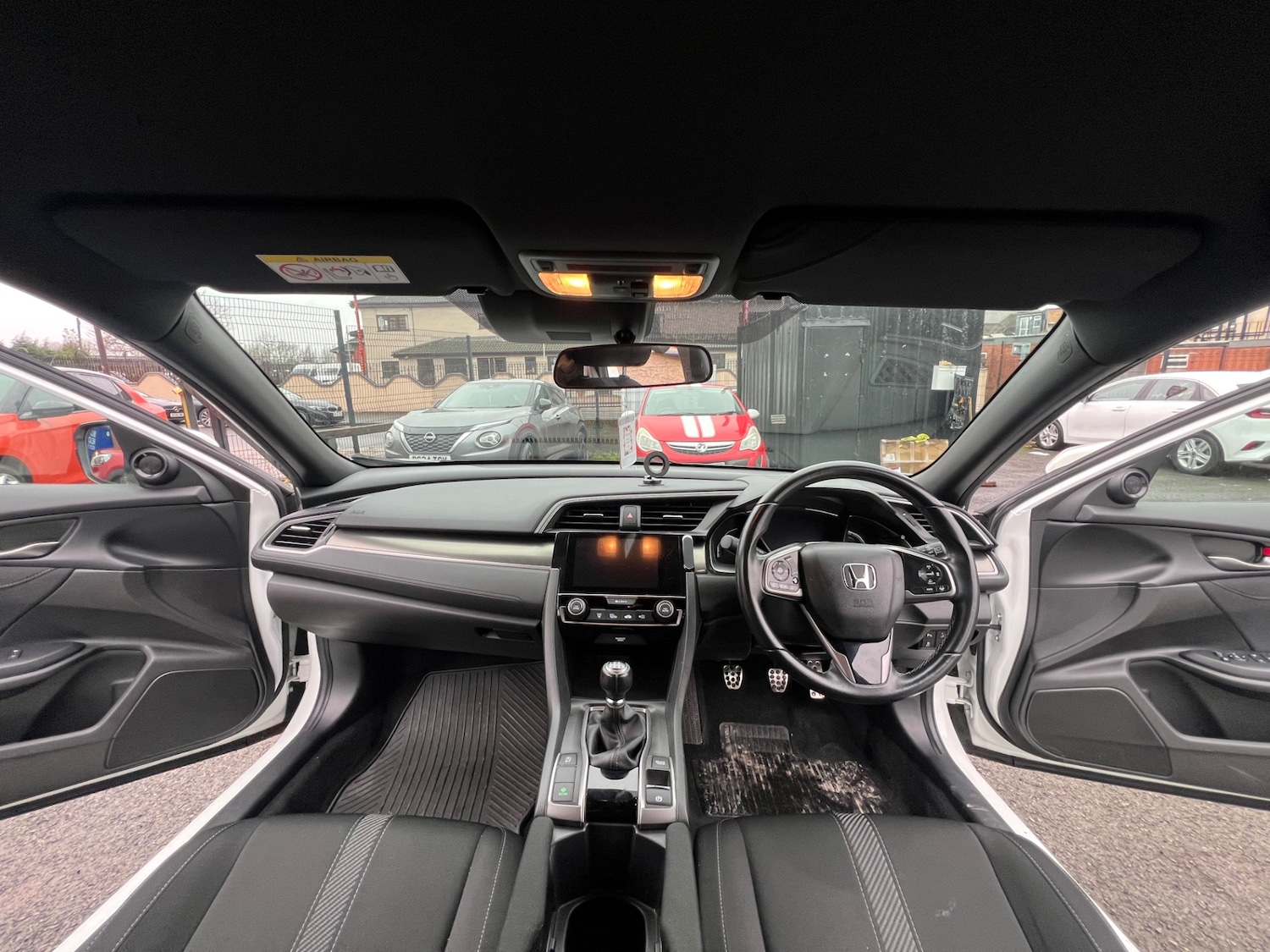 Used Honda Civic 2019 for sale - 77136619: Photo 19