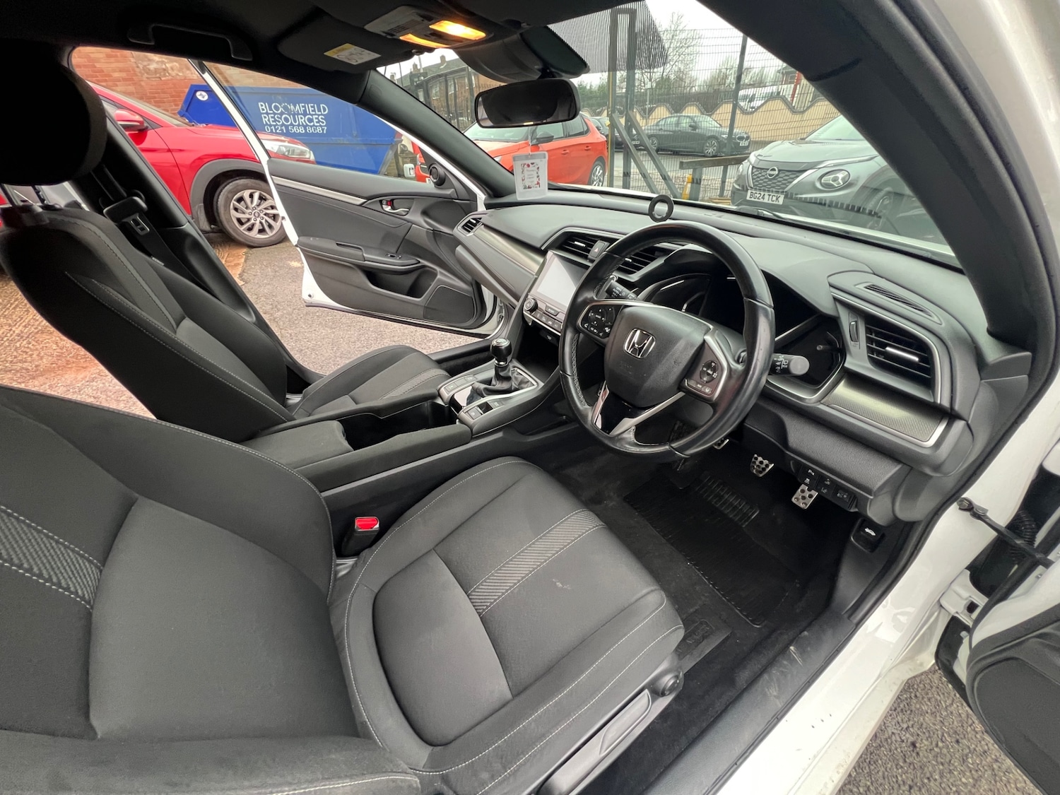 Used Honda Civic 2019 for sale - 77136619: Photo 20