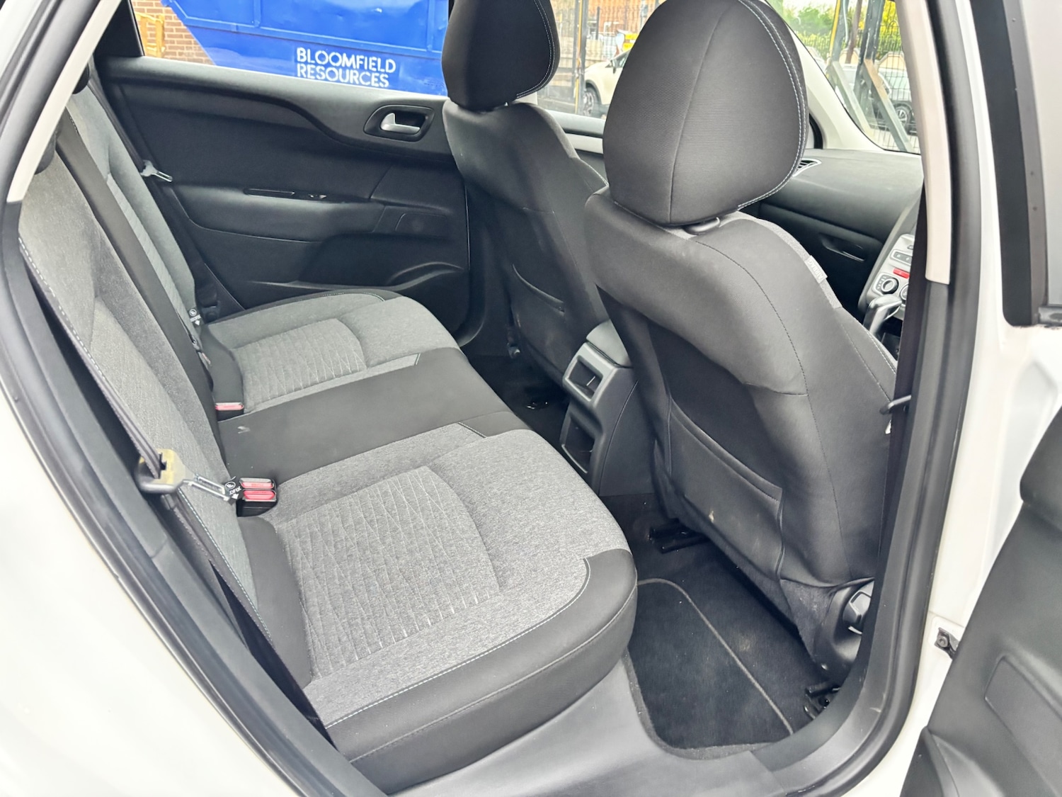 Used Citroen C4 2017 for sale - 76305836: Photo 15