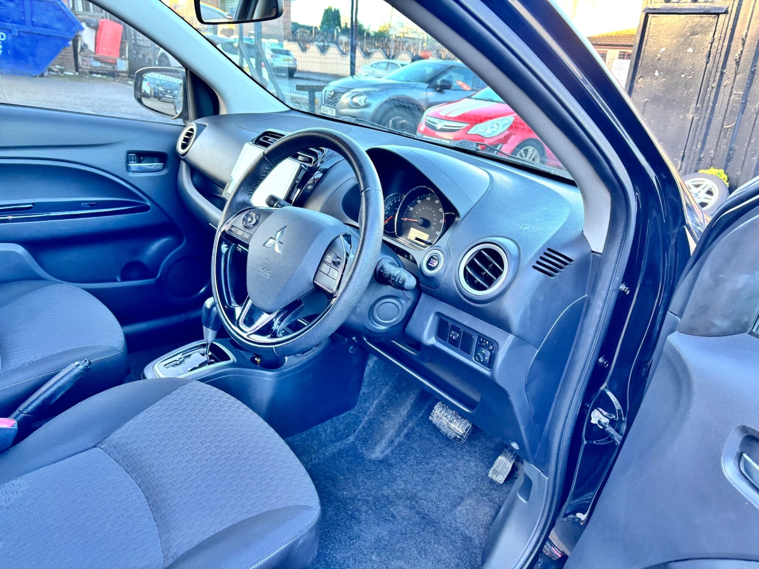 Used Mitsubishi Mirage 2018 for sale - 77039661: Photo 12