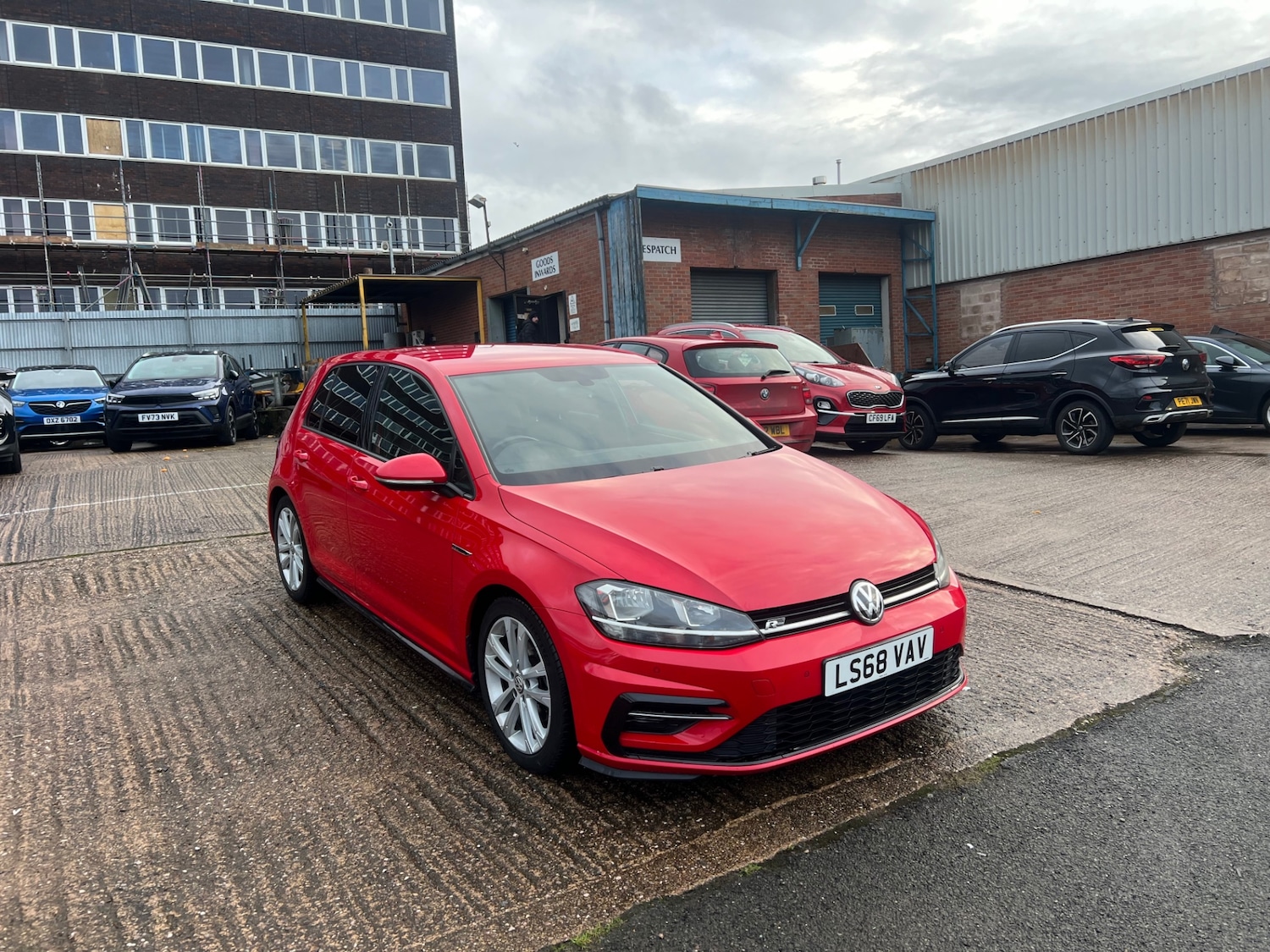 Used Volkswagen Golf 2018 for sale - 77283054: Photo 18