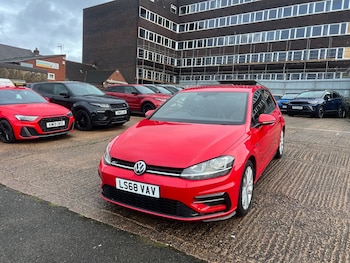 Used Volkswagen Golf 2018 for sale - 77283054: Photo