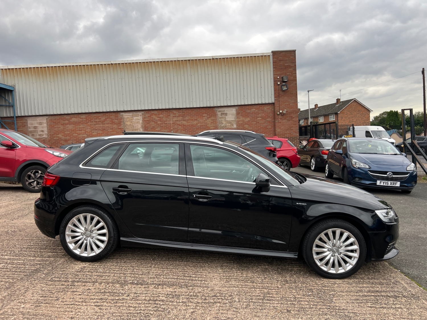 Used Audi A3 2017 for sale - 76093884: Photo 12