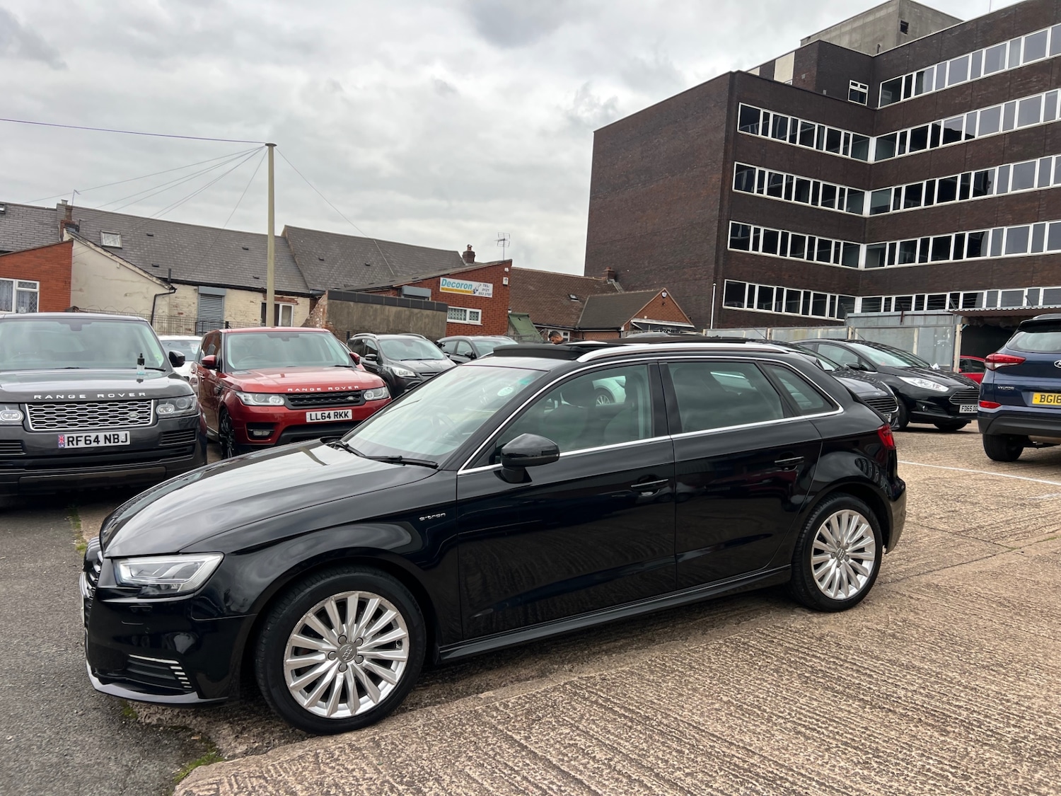 Used Audi A3 2017 for sale - 76093884: Photo 4