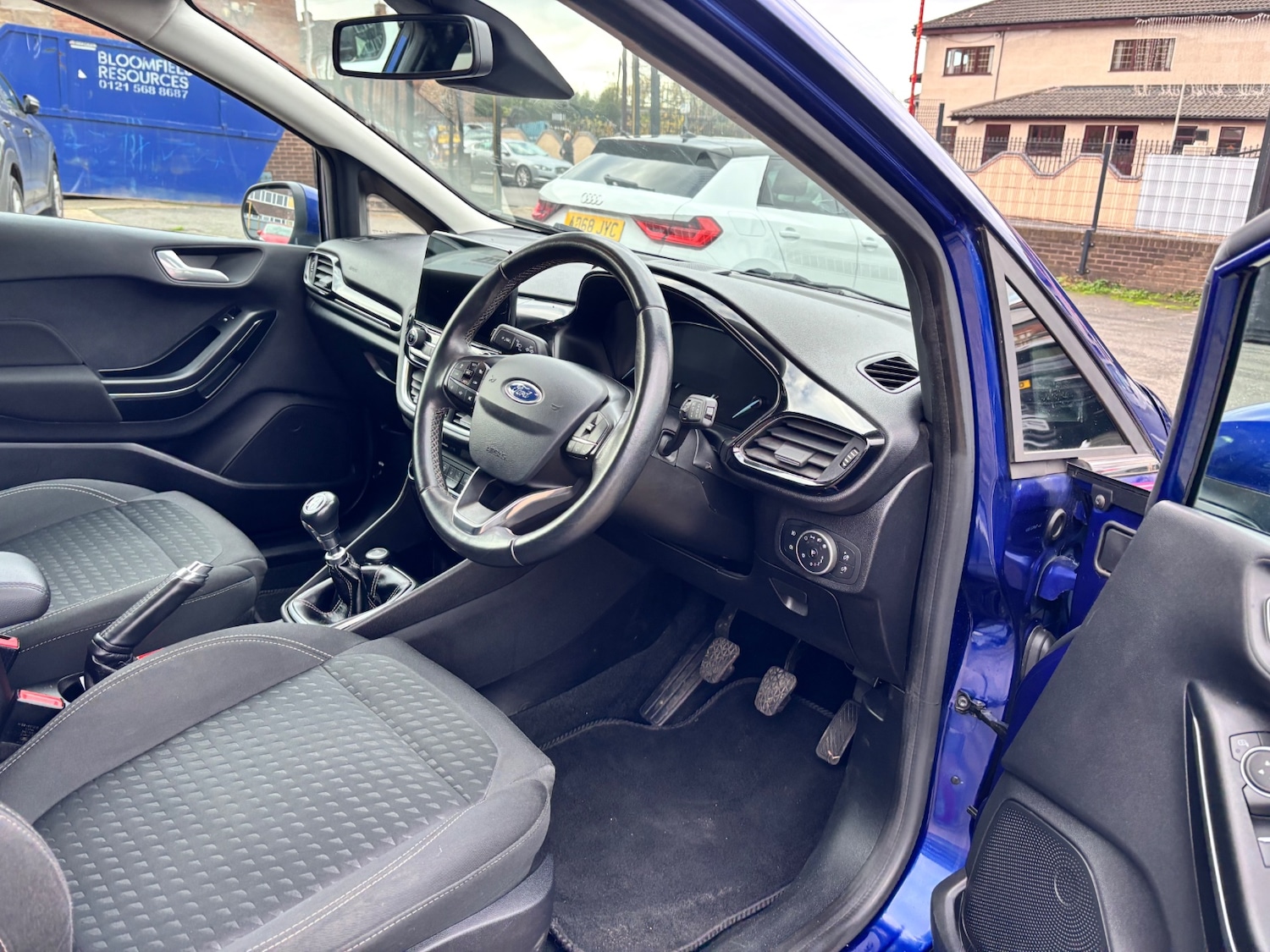 Used Ford Fiesta 2017 for sale - 76588870: Photo 11