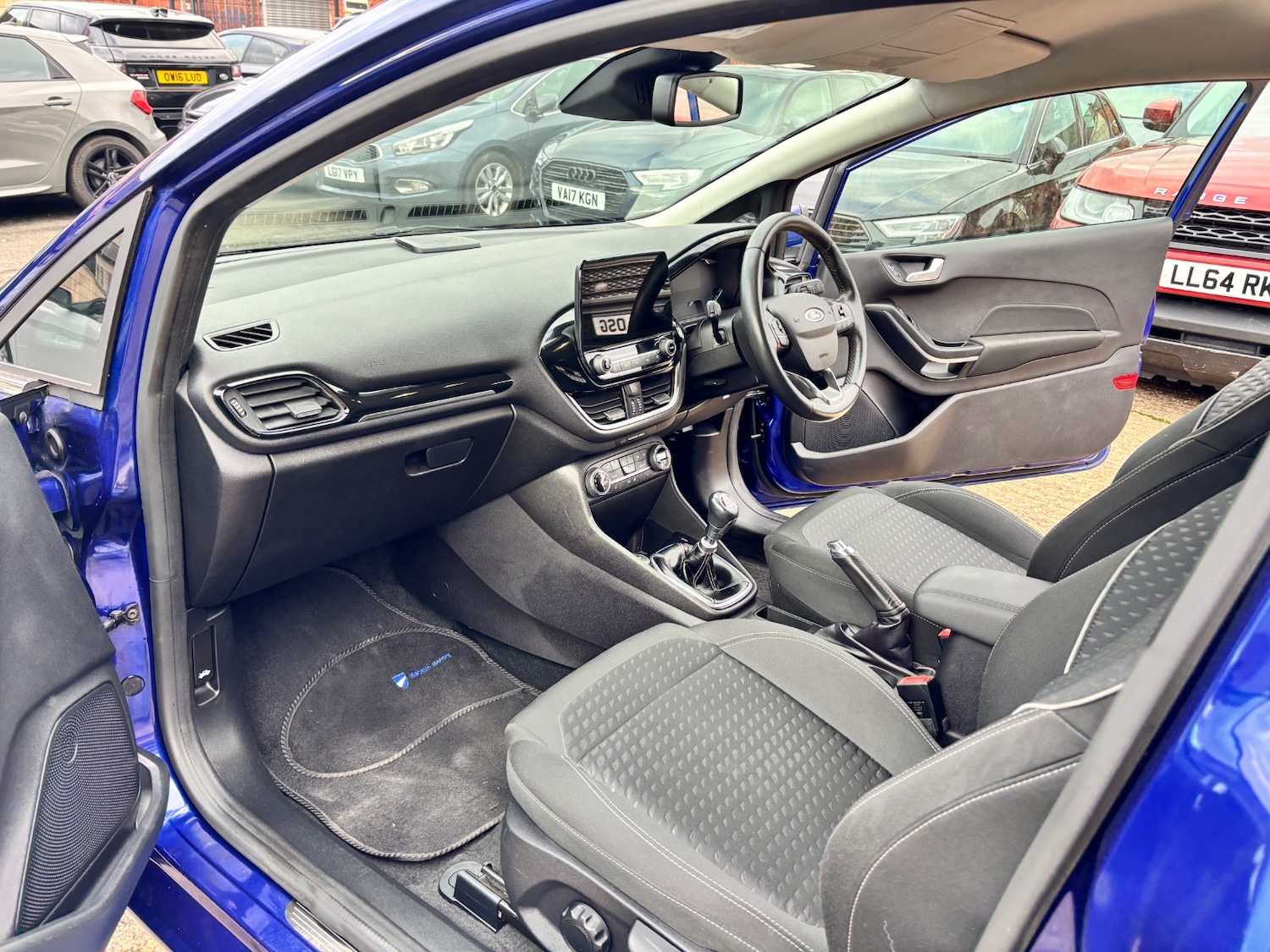 Used Ford Fiesta 2017 for sale - 76588870: Photo 15