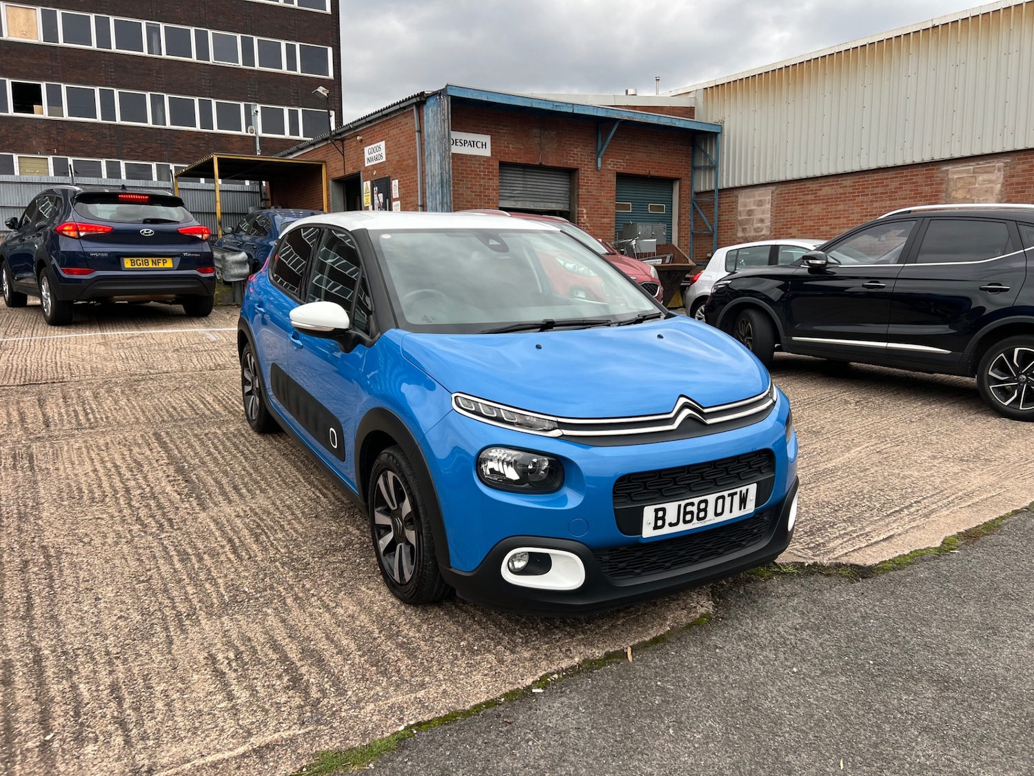 Used Citroen C3 2018 for sale - 76436350: Photo 1