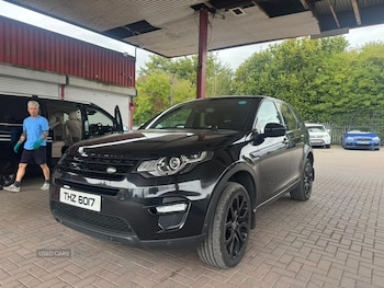 Used Land Rover Discovery Sport 2015 for sale - 79544539: Photo