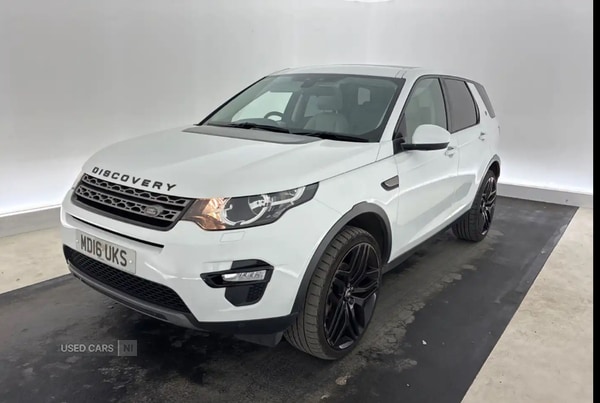 Used Land Rover Discovery Sport 2016 for sale - 76284792: Photo 2