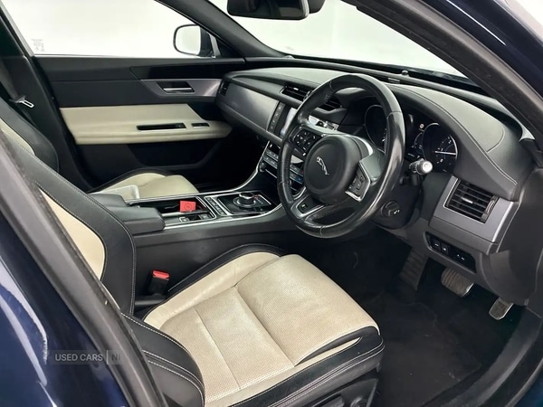 Used Jaguar XF 2016 for sale - 76359387: Photo 5