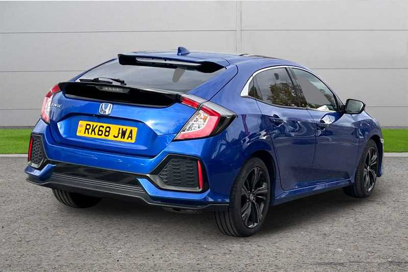 Used Honda Civic 2018 for sale - 76441946: Photo 12