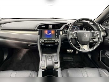 Used Honda Civic 2018 for sale - 76441946: Photo