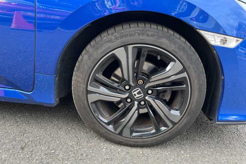 Used Honda Civic 2018 for sale - 76441946: Photo 9