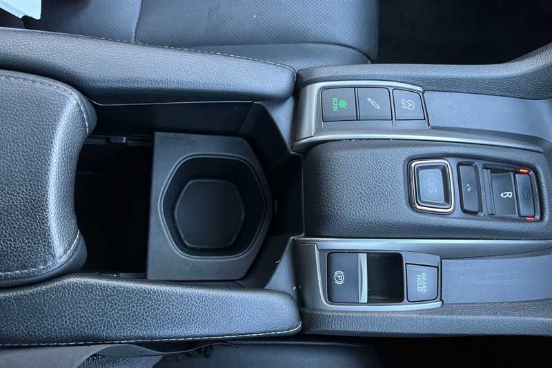 Used Honda Civic 2018 for sale - 76372682: Photo 24