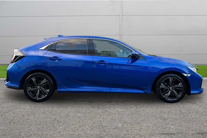 Used Honda Civic 2018 for sale - 76372682: Photo 5