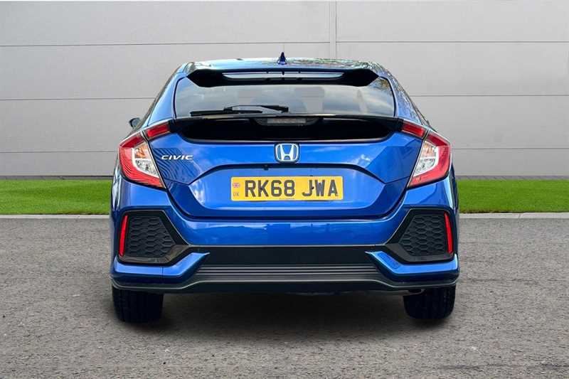 Used Honda Civic 2018 for sale - 76372682: Photo 7