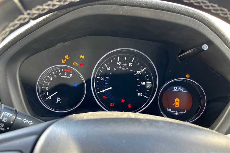 Used Honda HR-V 2018 for sale - 76648324: Photo 11