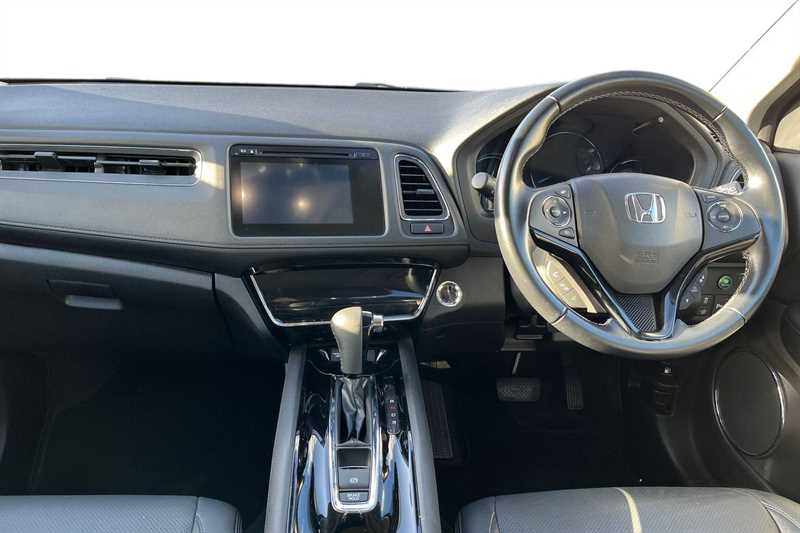 Used Honda HR-V 2018 for sale - 76648324: Photo 4