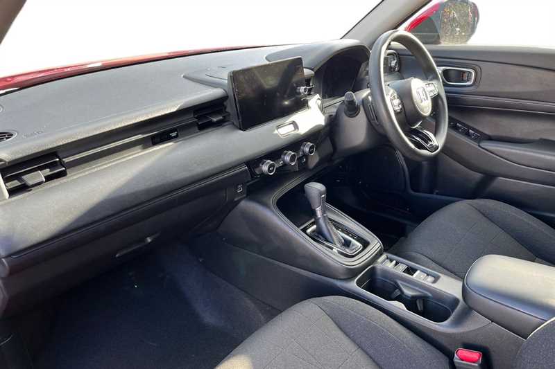 Used Honda HR-V 2021 for sale - 76447272: Photo 2