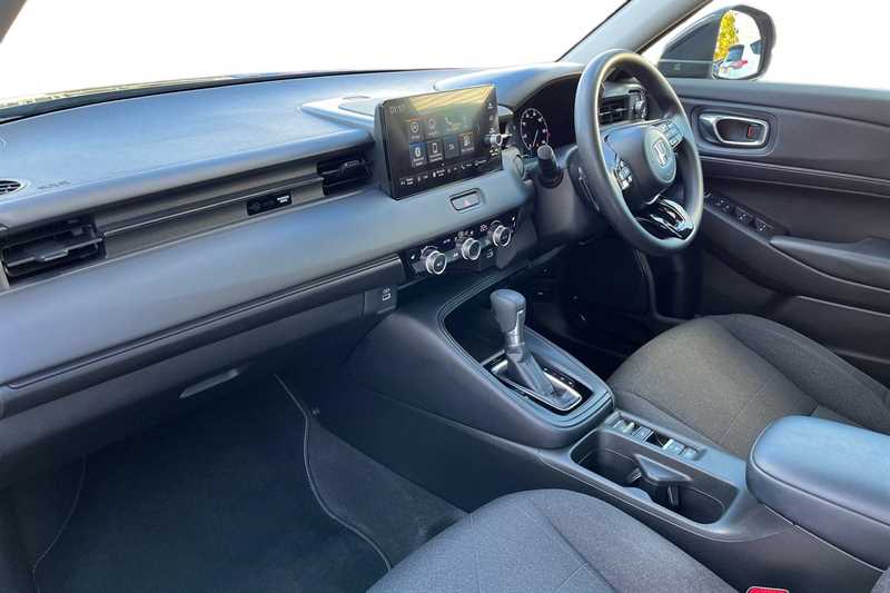 Used Honda HR-V 2023 for sale - 77134163: Photo 2