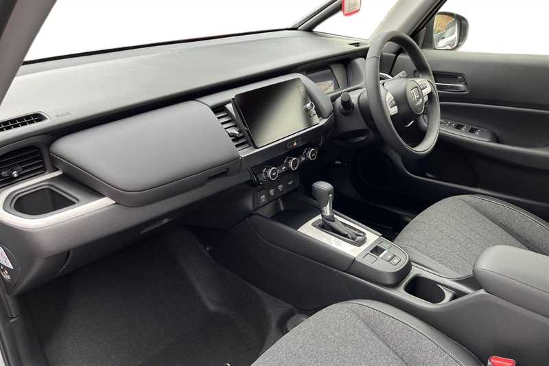 Used Honda Jazz 2025 for sale - 77942236: Photo 2