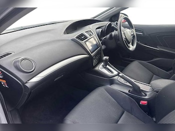 Used Honda Civic 2017 for sale - 77983527: Photo