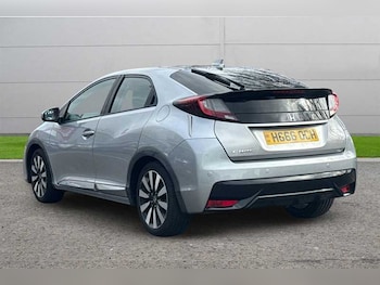 Used Honda Civic 2017 for sale - 77983527: Photo