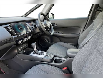 Used Honda Jazz 2023 for sale - 77911430: Photo