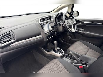 Used Honda Jazz 2019 for sale - 77457989: Photo