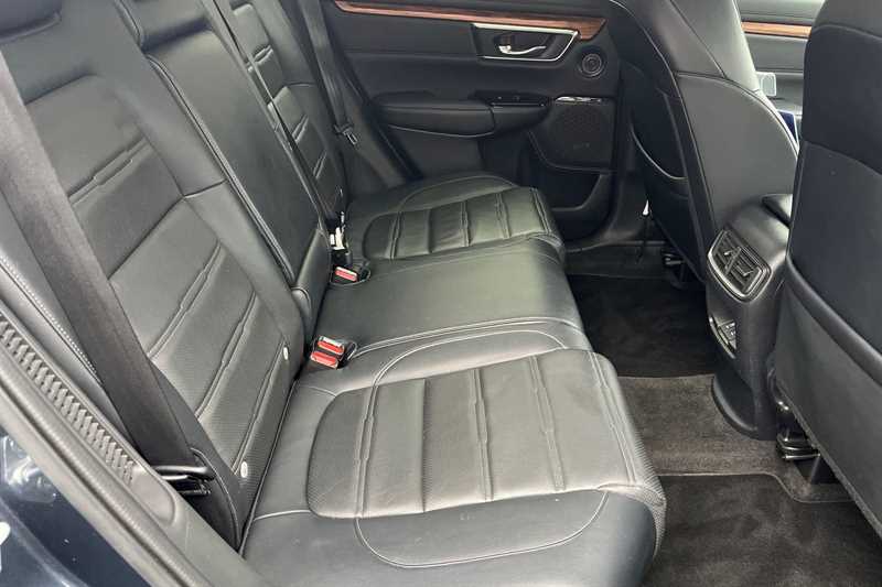 Used Honda CR-V 2019 for sale - 76928230: Photo 25