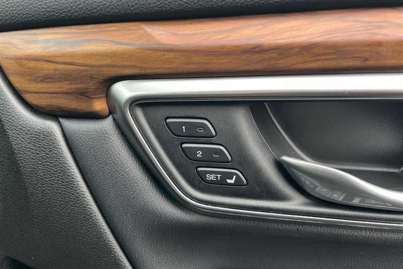 Used Honda CR-V 2019 for sale - 76928230: Photo 36