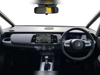 Used Honda Jazz 2023 for sale - 77983513: Photo