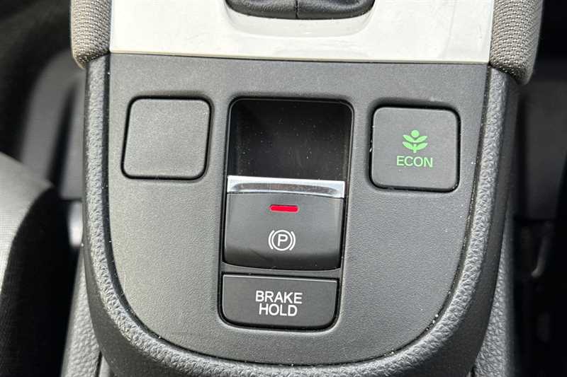 Used Honda Jazz 2022 for sale - 77979212: Photo 33