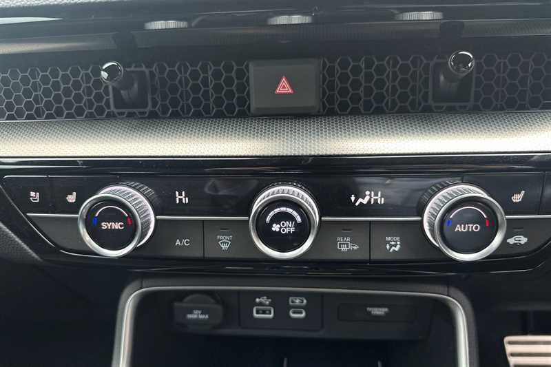 Used Honda CR-V 2024 for sale - 76717705: Photo 16