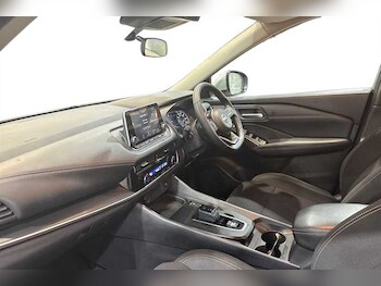 Used Nissan Qashqai 2023 for sale - 77526315: Photo