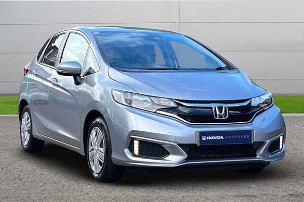 Used Honda Jazz 2019 for sale - 76229646: Photo 1
